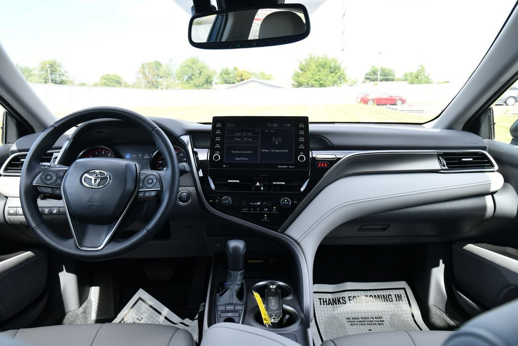 Used 2023 Toyota Camry XSE w/ Cold Weather Package FWD image 20