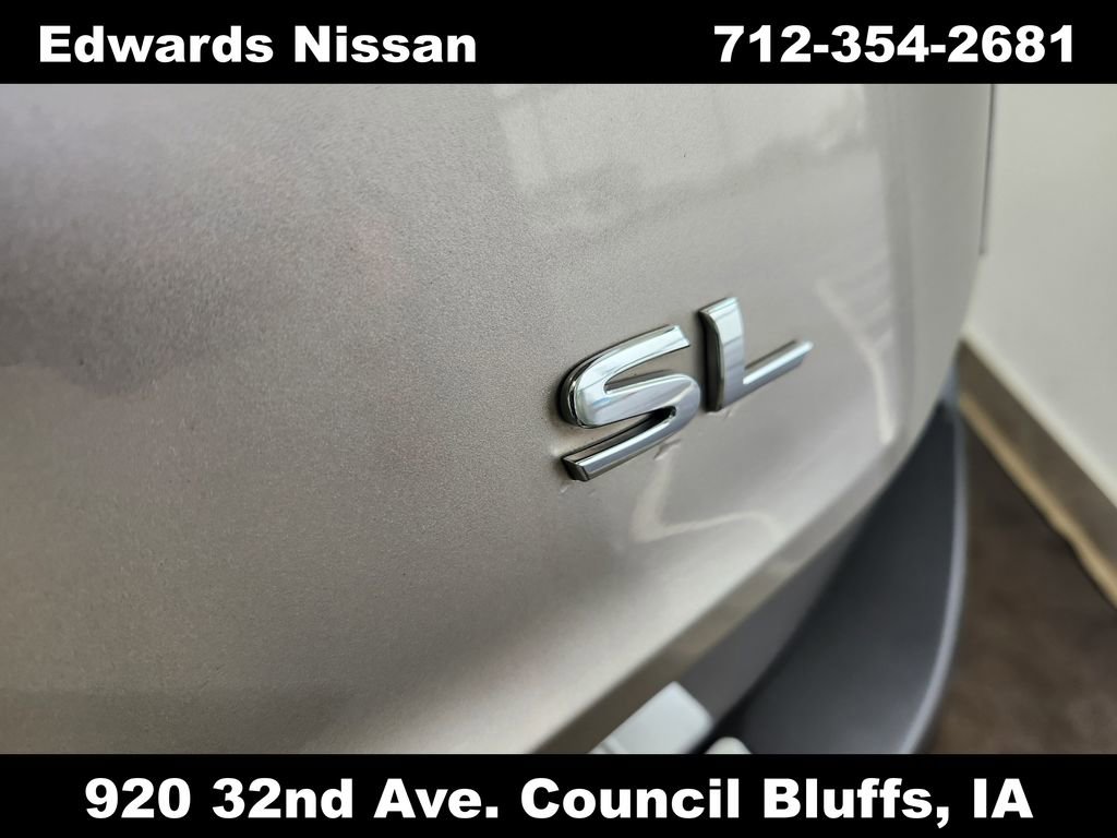Used 2021 Nissan Rogue SL image 8