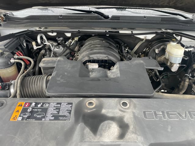 Used 2018 Chevrolet Suburban LT w/ LT Signature Package AWD/4WD image 31