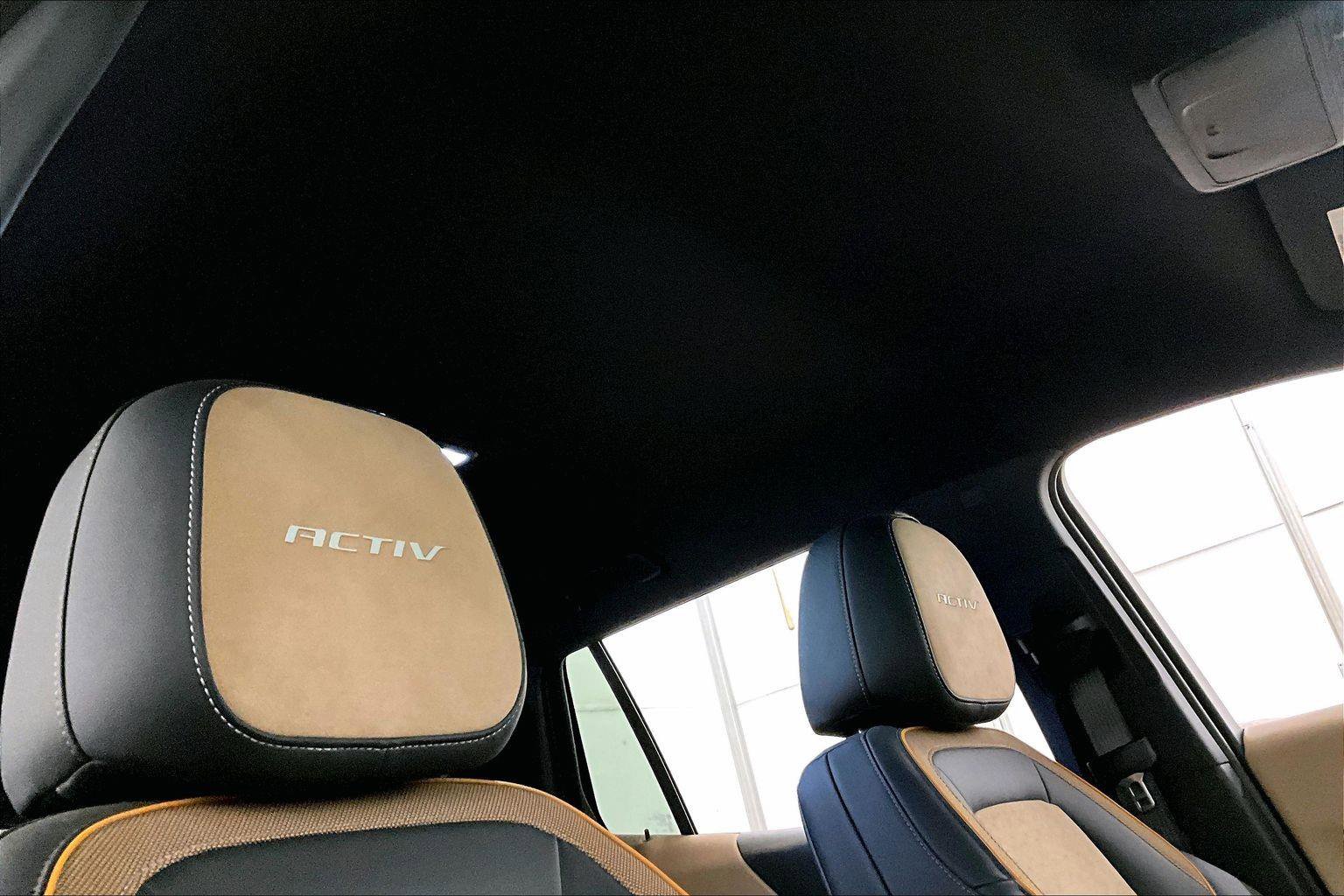 Used 2025 Chevrolet Equinox ACTIV w/ Safety and Technology Package image 21