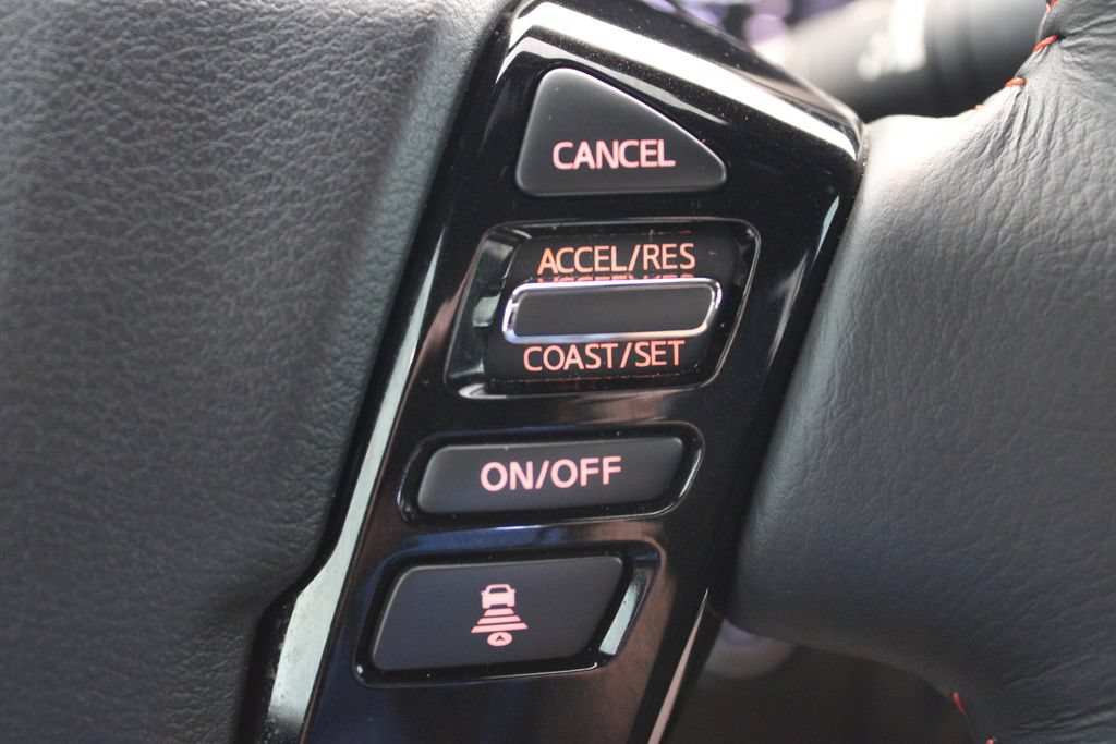 Used 2025 Nissan Frontier PRO-4X w/ Pro Convenience Package AWD/4WD image 23