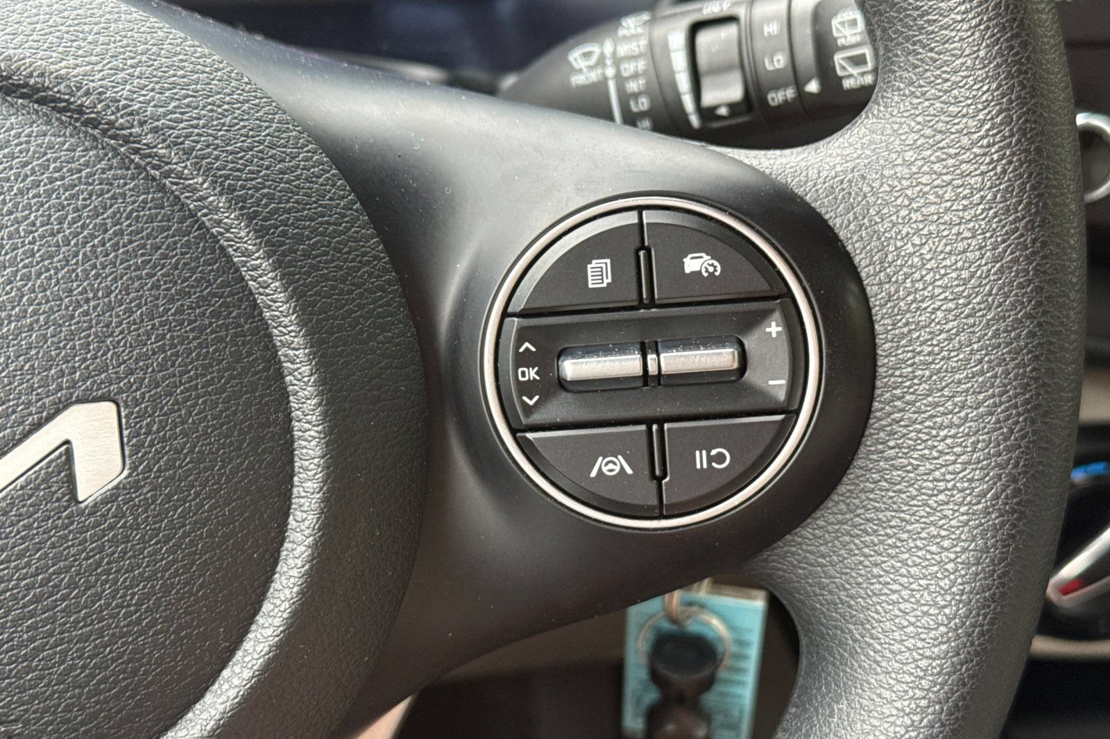 Used 2023 Kia Soul LX FWD image 30