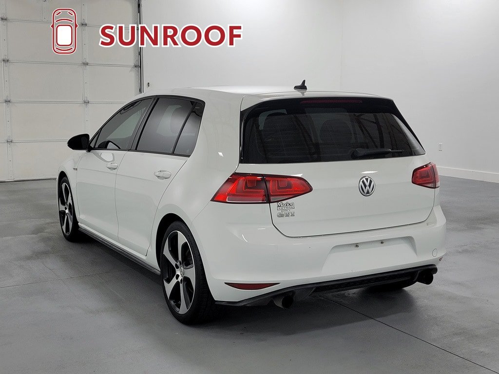 Used 2016 Volkswagen GTI SE FWD image 6