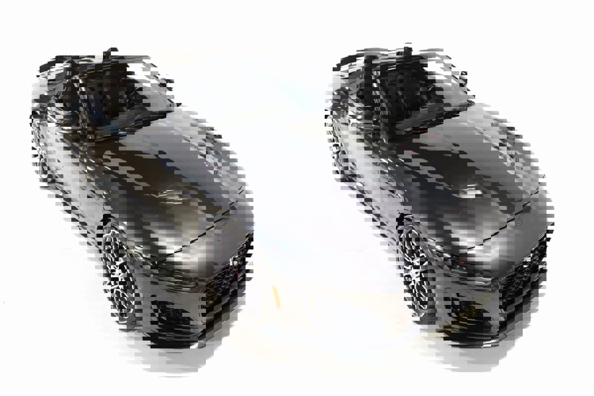 Used 2021 Jaguar F-TYPE R-Dynamic image 29