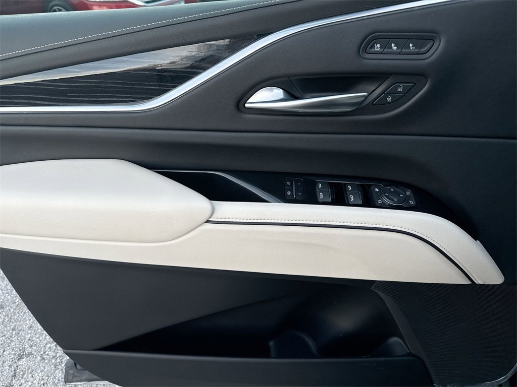 Used 2021 Cadillac Escalade ESV Sport image 15