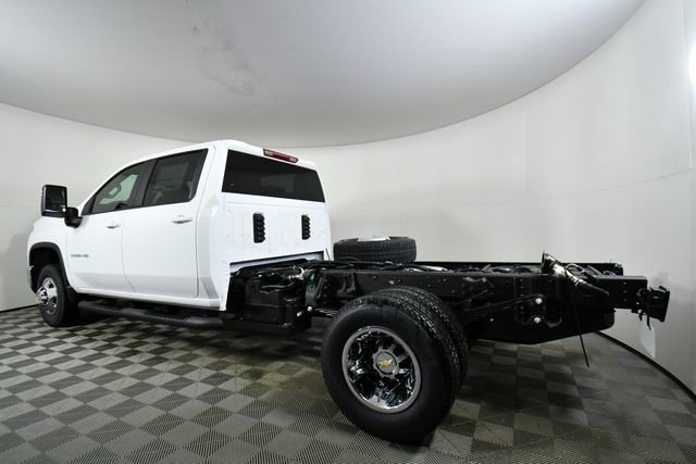 New 2026 Chevrolet Silverado 3500 LT w/ Convenience Package image 14