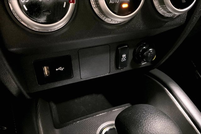 Used 2025 Mitsubishi Outlander Sport AWD image 33