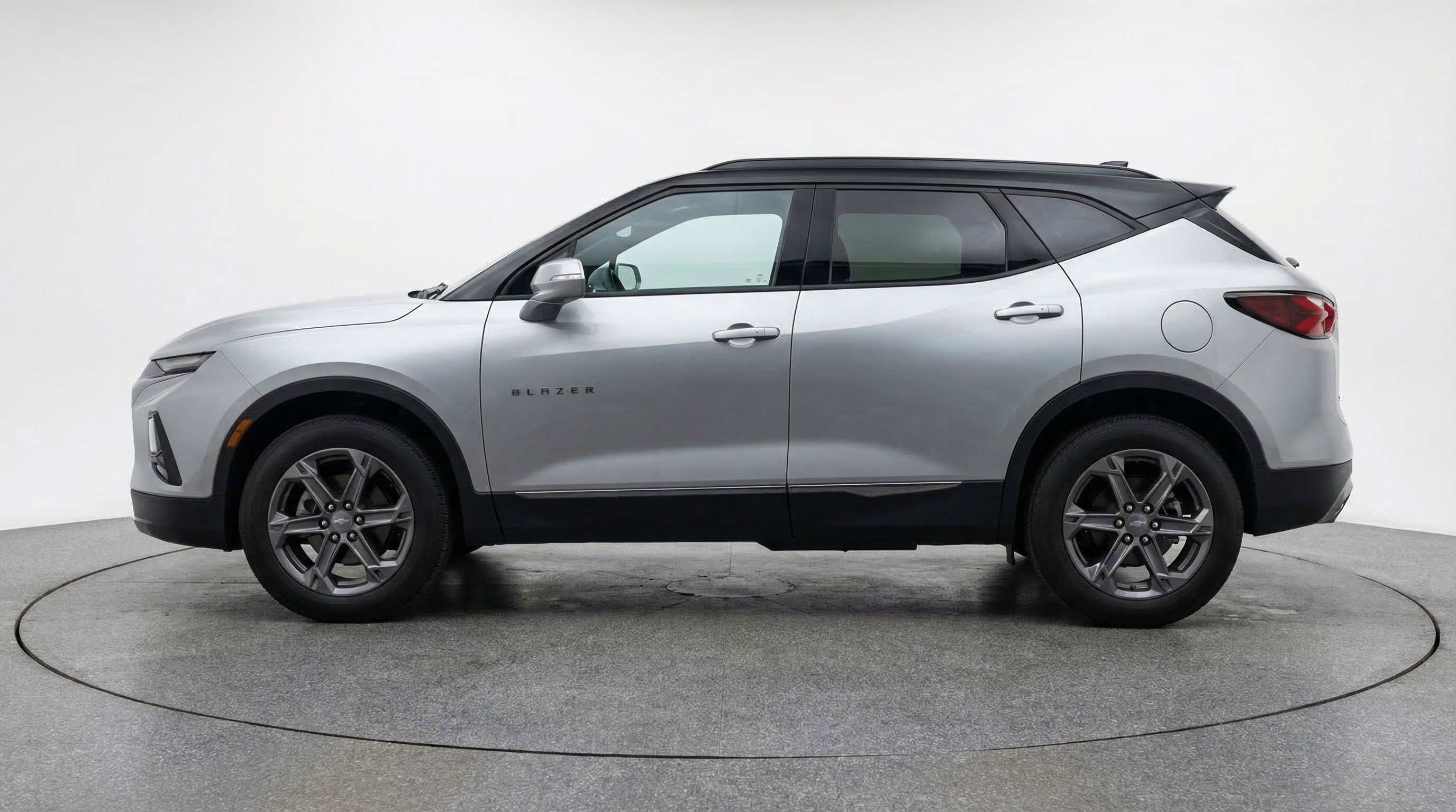 Used 2025 Chevrolet Blazer LT image 5