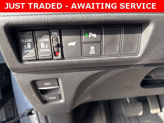 Used 2025 Honda Odyssey Touring image 12