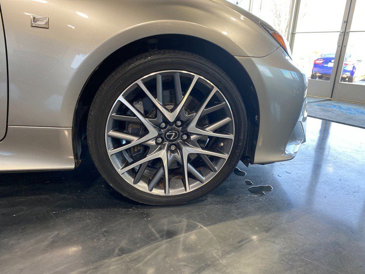 Used 2015 Lexus RC 350 w/ F Sport w/Summer Tires image 8