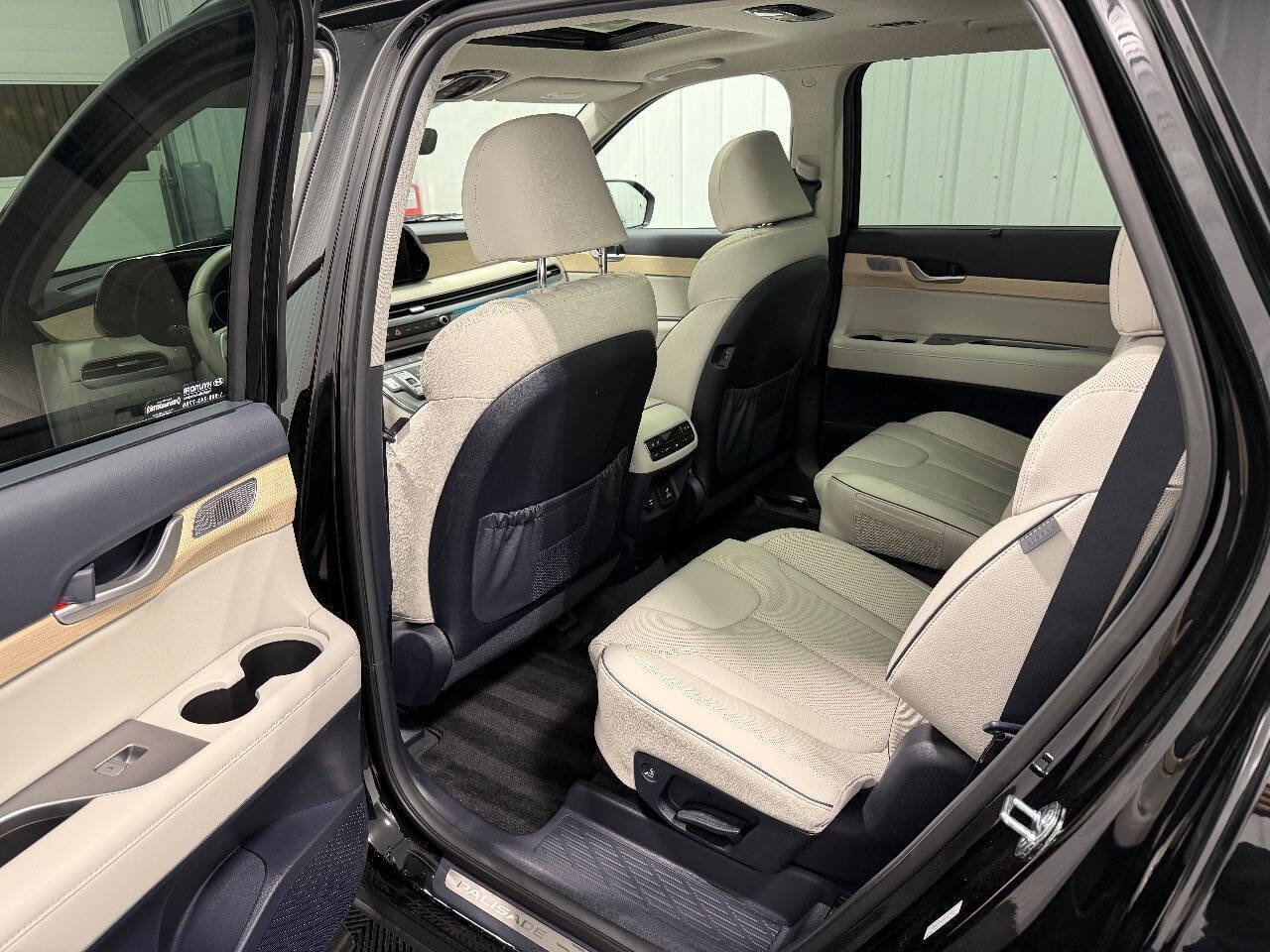 Used 2025 Hyundai Palisade Limited image 9