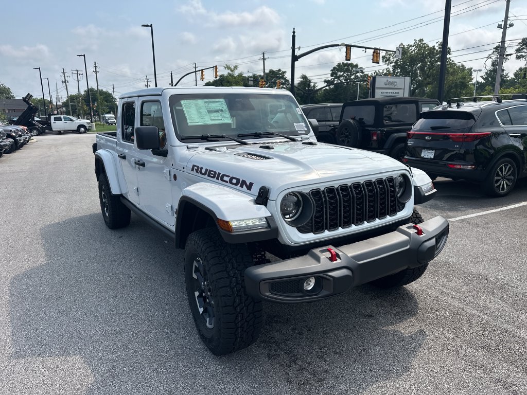 New 2026 Jeep Gladiator Rubicon w/ Steel Power Dome Hood Package AWD/4WD image 4