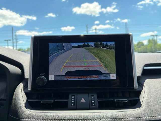 Used 2023 Toyota RAV4 XLE Premium AWD/4WD image 19