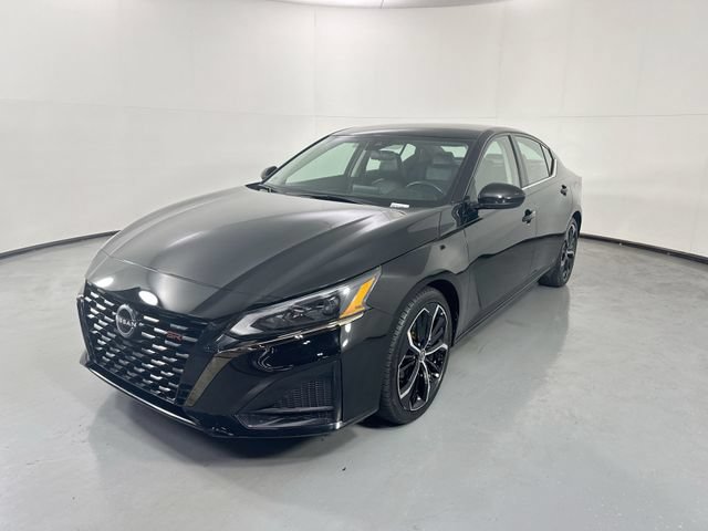 Used 2024 Nissan Altima 2.5 SR FWD image 23