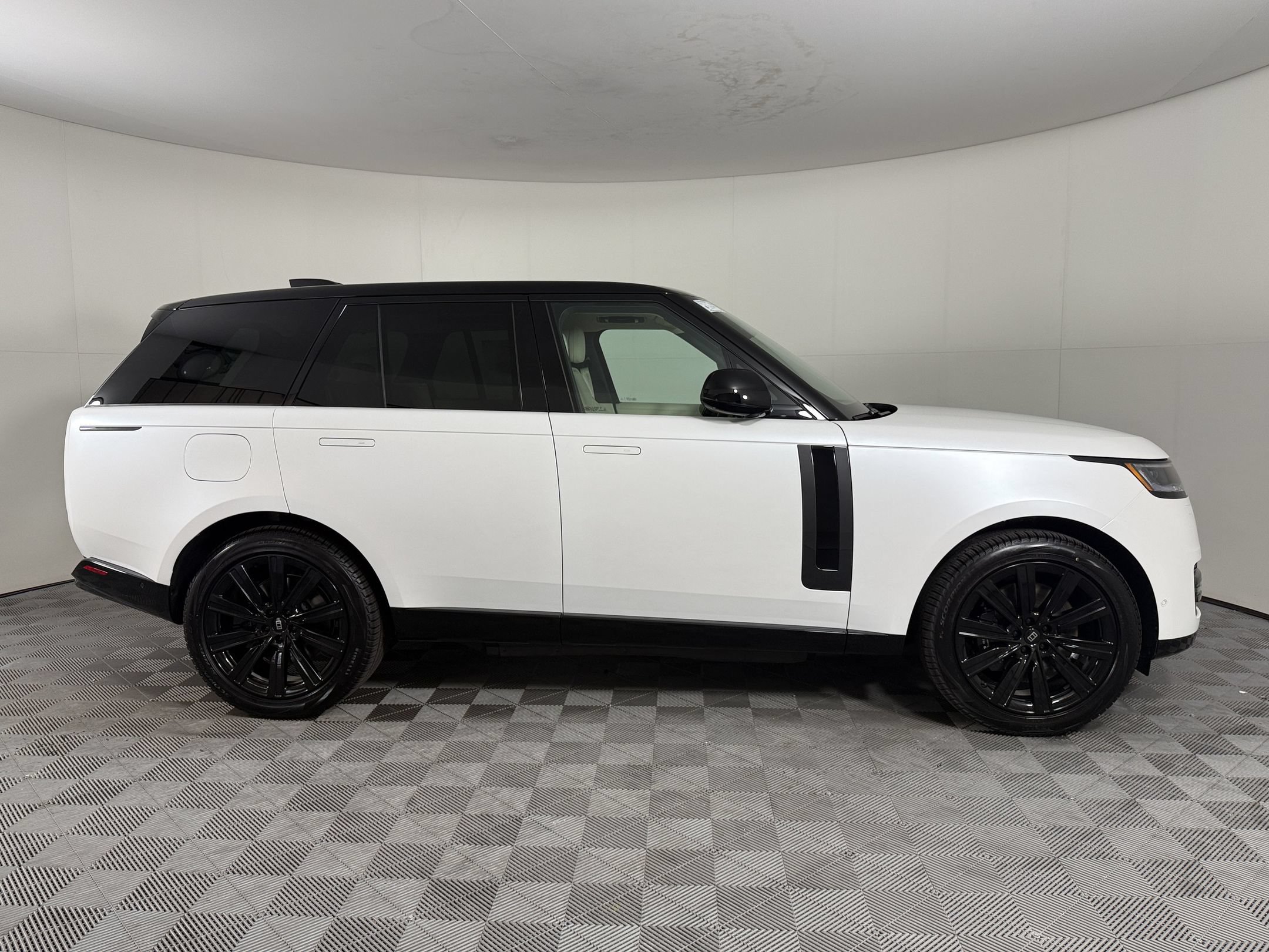 New 2027 Land Rover Range Rover SE AWD/4WD image 8