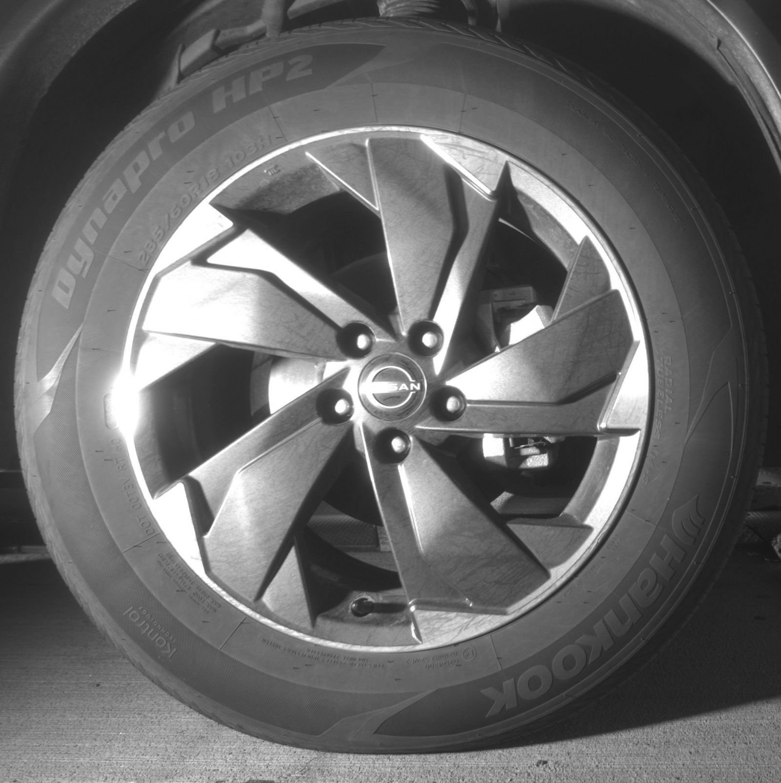 Used 2025 Nissan Rogue SV AWD/4WD image 16