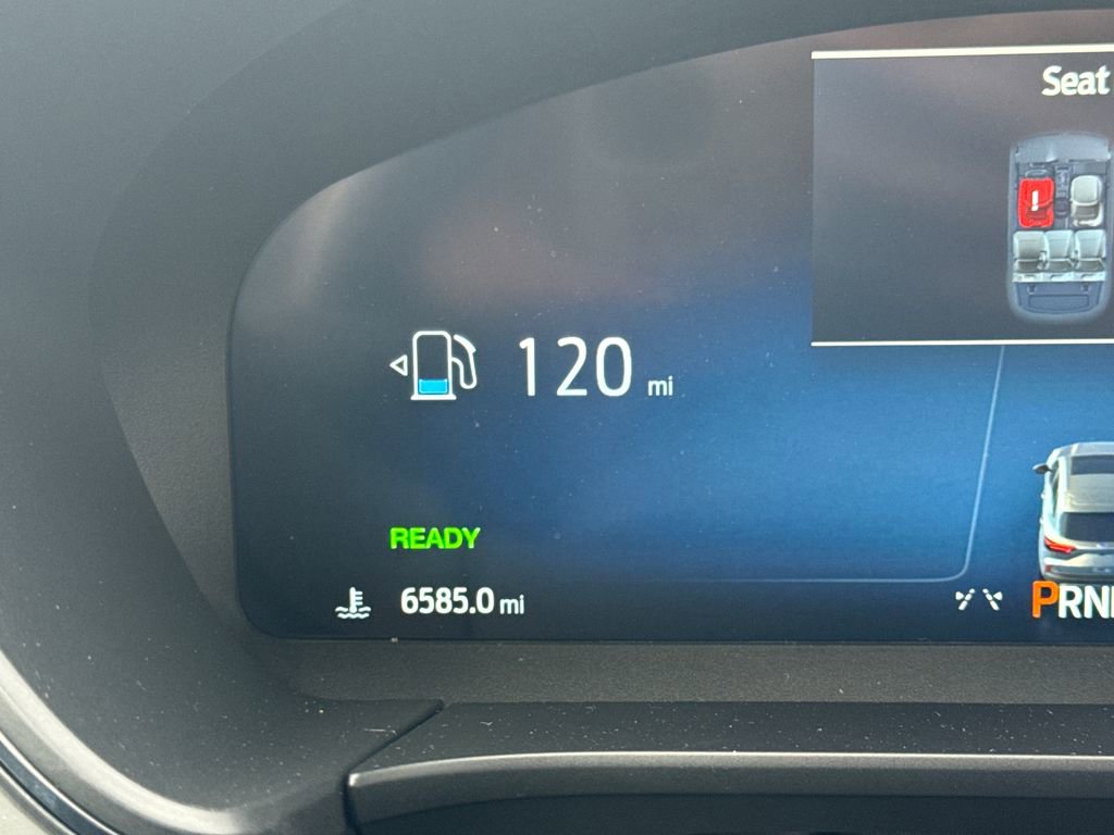 Used 2025 Ford Escape Platinum w/ Premium Technology Package image 37