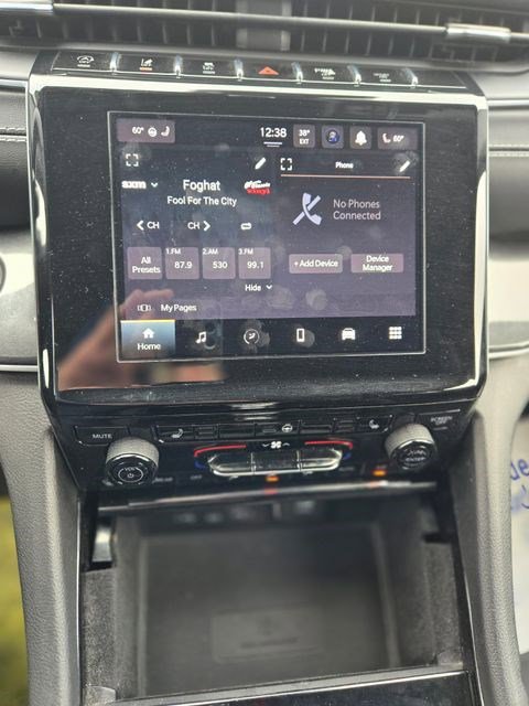 Certified 2022 Jeep Grand Cherokee L Laredo w/ Luxury Tech Group I image 24