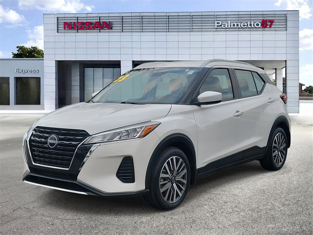 Certified 2023 Nissan Kicks SV image 3