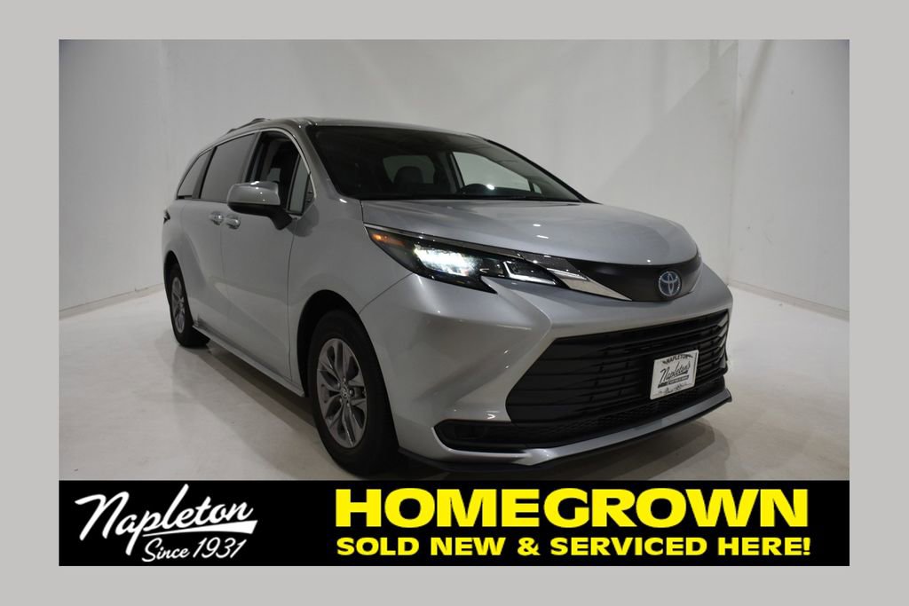 Used 2024 Toyota Sienna LE FWD video 1