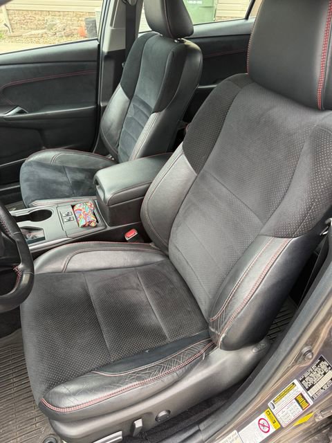 Used 2015 Toyota Camry XSE w/ Moonroof Package FWD image 4