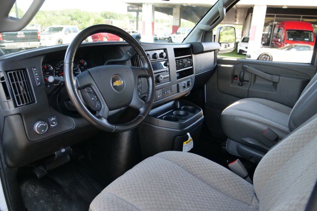 Used 2021 Chevrolet Express 3500 w/ Power Convenience Package RWD image 2