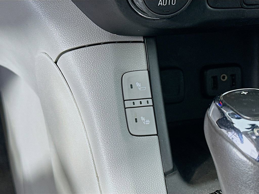 Used 2018 GMC Acadia SLT image 20