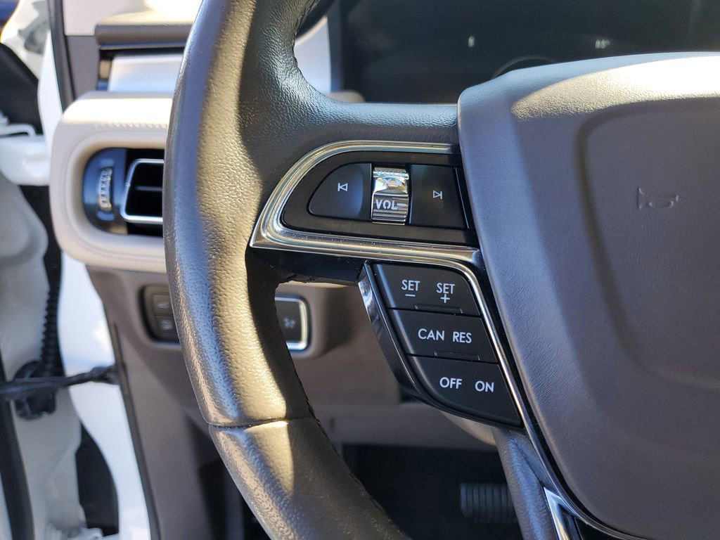 Certified 2023 Lincoln Nautilus Standard w/ Premium Package image 24