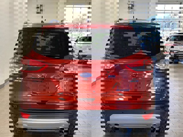 Used 2016 Ford Escape SE w/ Equipment Group 201A image 6