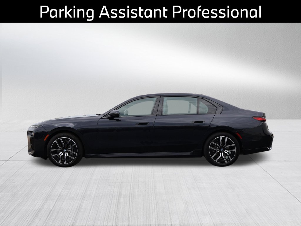 Certified 2026 BMW 740i xDrive AWD/4WD image 17