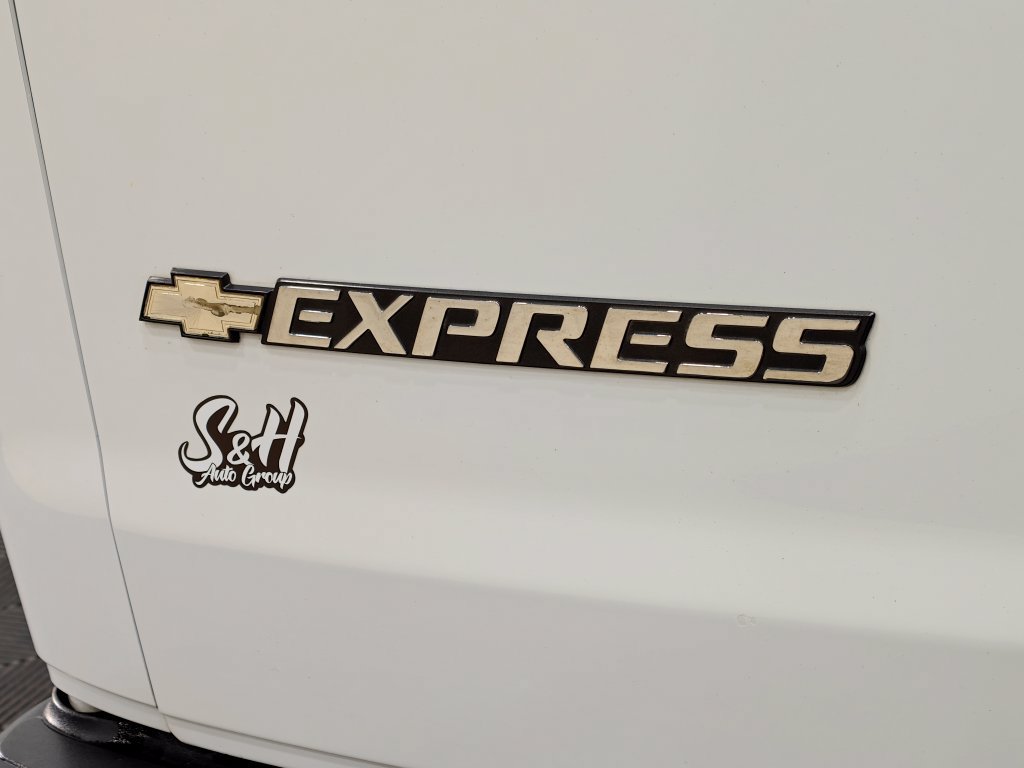 Used 2019 Chevrolet Express 3500 LS RWD image 36
