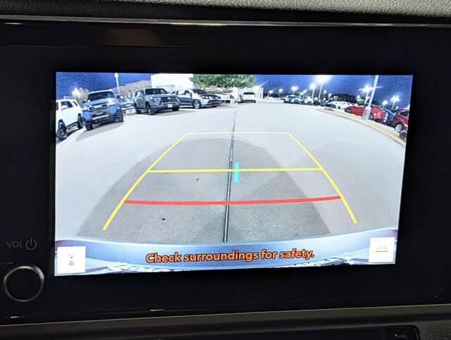 Used 2025 Toyota Camry LE FWD image 18