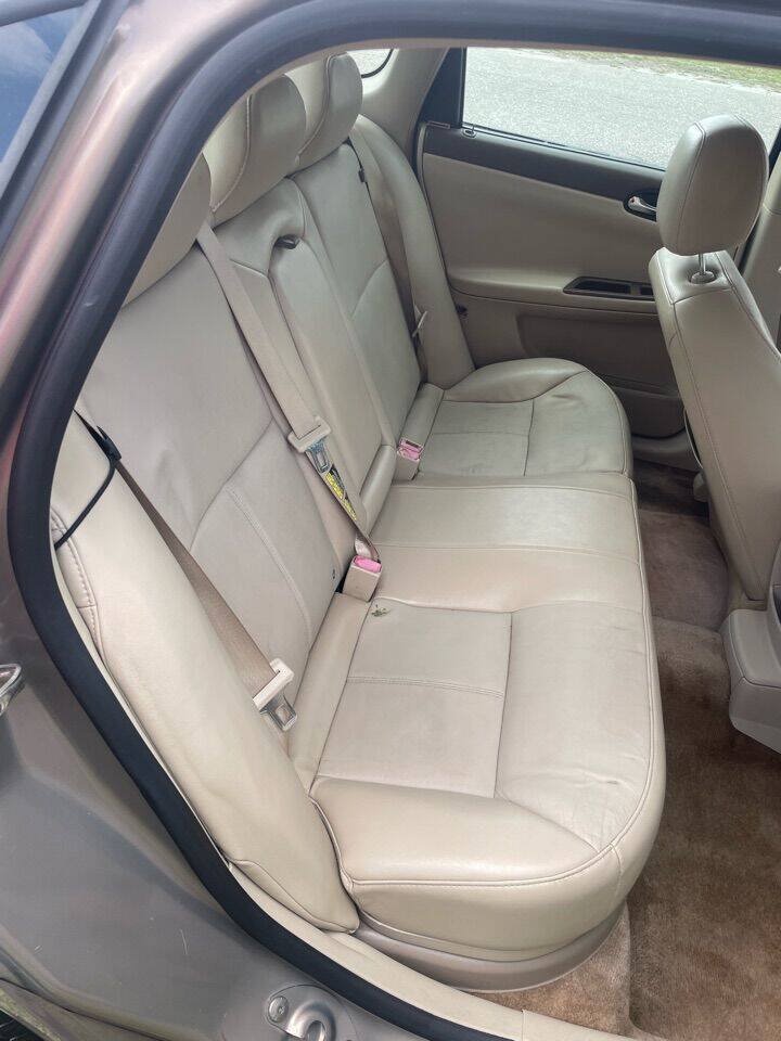 Used 2007 Chevrolet Impala LTZ FWD image 18