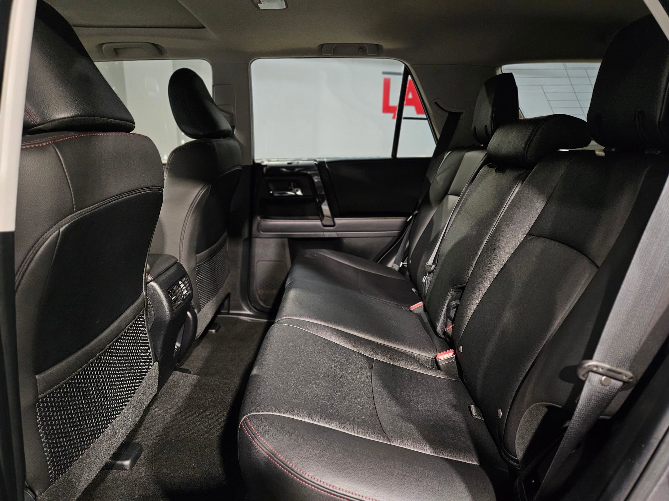 Used 2020 Toyota 4Runner TRD Off-Road Premium image 35