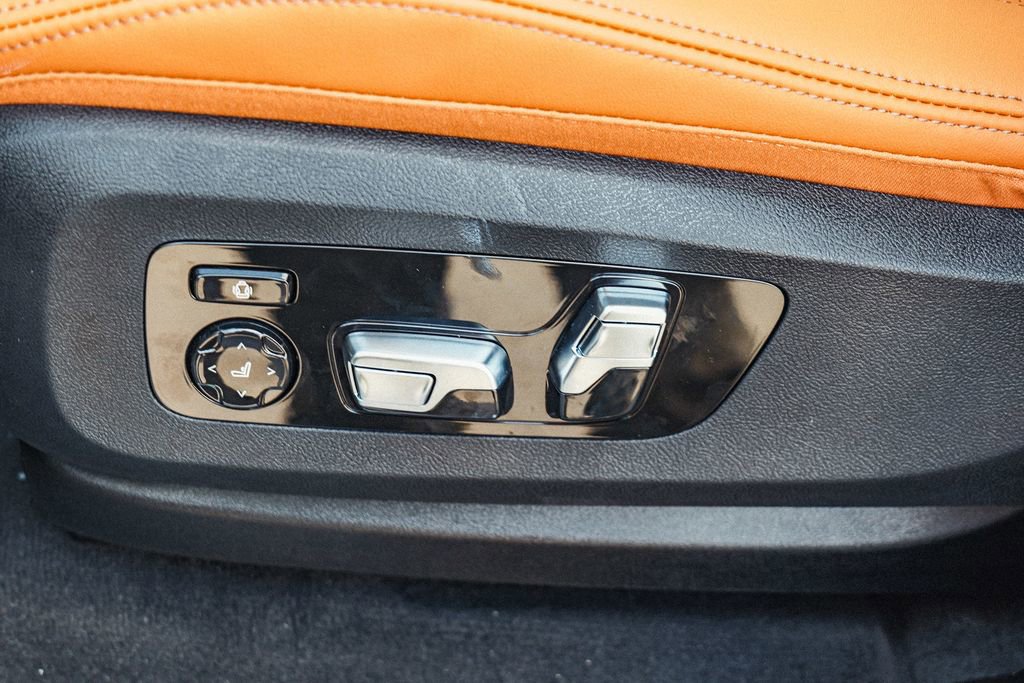 New 2026 BMW X5 sDrive40i w/ M Sport Package image 23