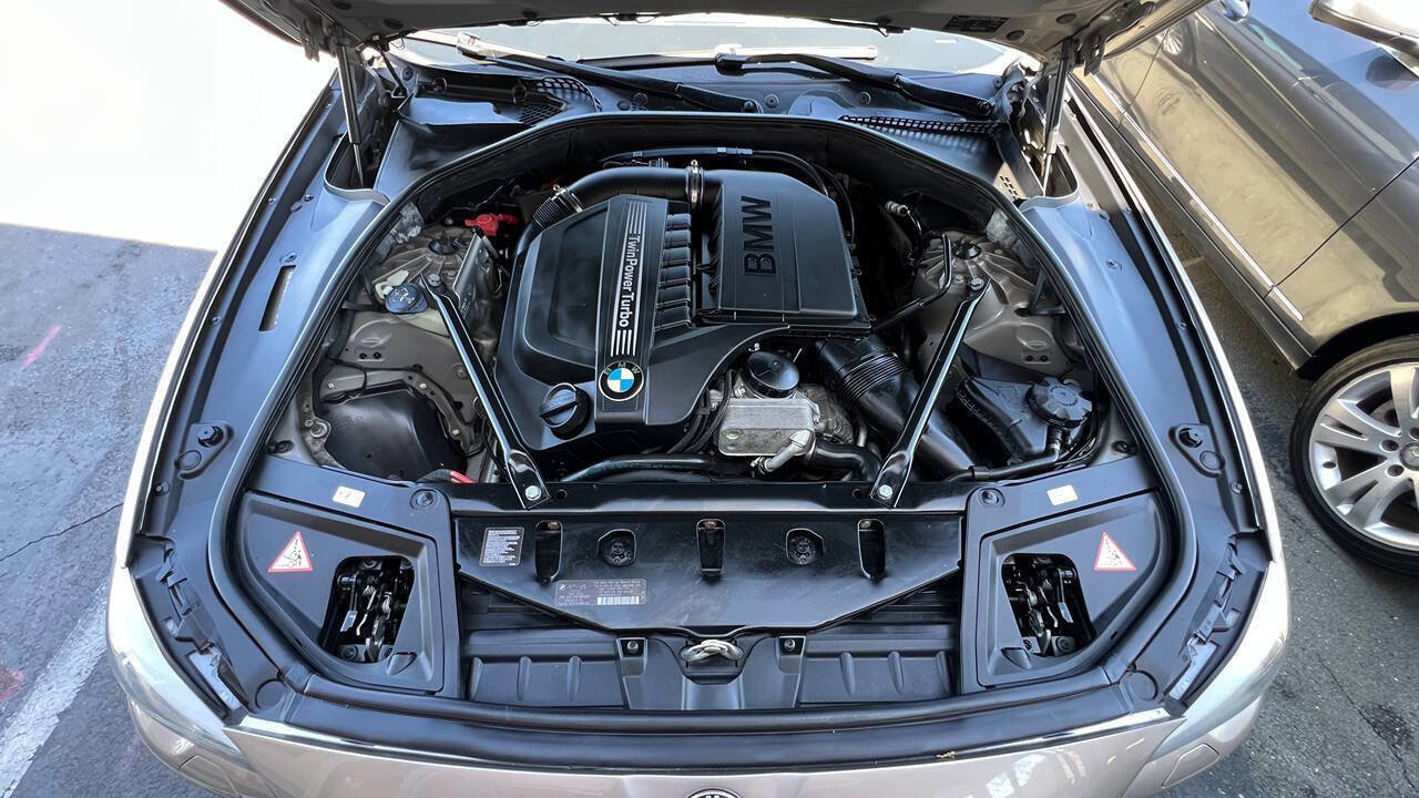 Used 2013 BMW 535i Sedan RWD image 32