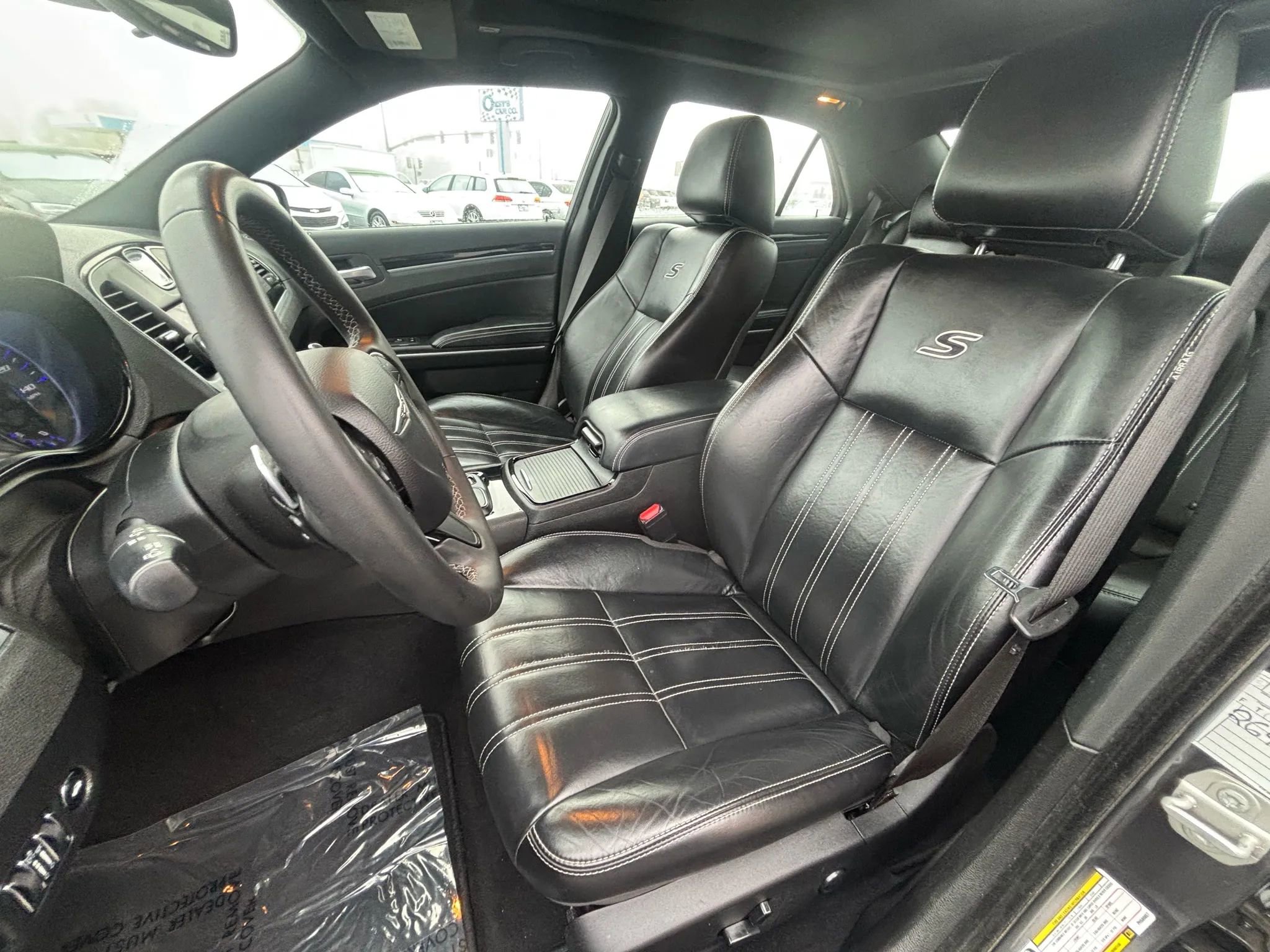 Used 2023 Chrysler 300 S image 5