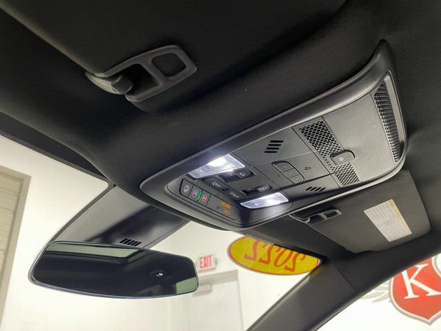 Used 2022 Cadillac XT5 Sportv image 18