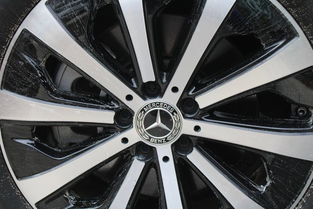 Used 2023 Mercedes-Benz GLB 250 image 16
