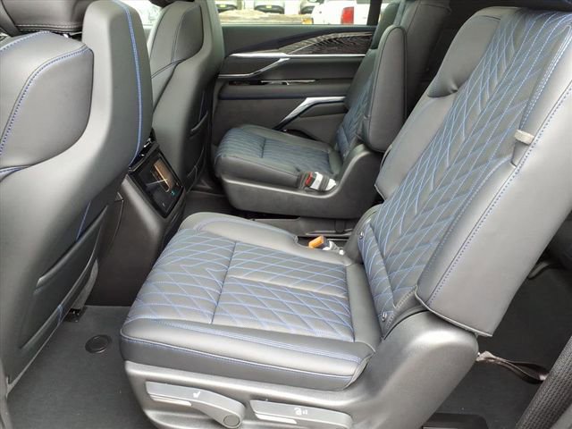 New 2026 Cadillac Escalade IQL Luxury AWD/4WD image 7
