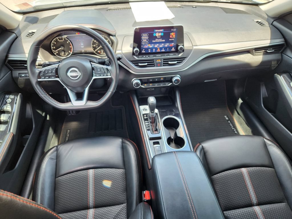 Used 2024 Nissan Altima 2.5 SR AWD/4WD image 23