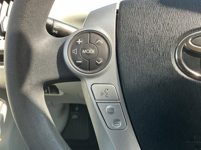 Used 2012 Toyota Prius V Three FWD image 22