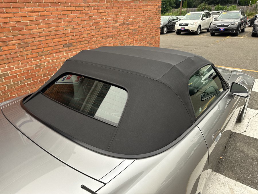 Used 2004 Honda S2000 image 12