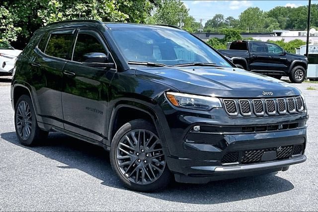 Used 2023 Jeep Compass High Altitude AWD/4WD image 2