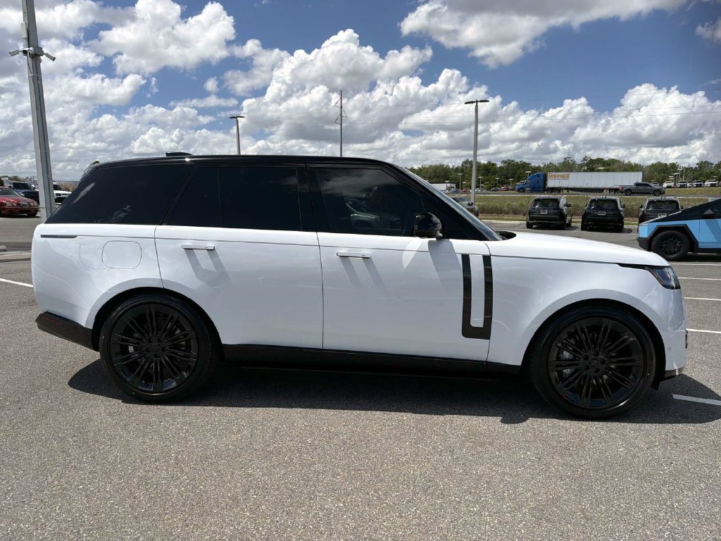 New 2026 Land Rover Range Rover SE AWD/4WD image 6