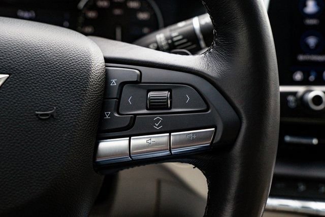 Used 2023 Cadillac CT4 Luxury w/ Sun And Sound Package RWD image 20