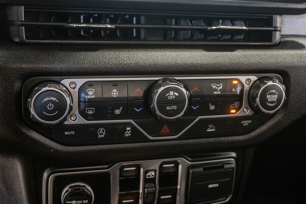 New 2026 Jeep Gladiator Sport AWD/4WD image 18