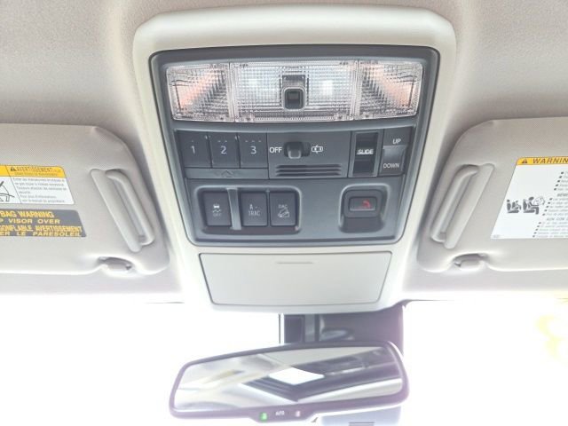 Used 2023 Toyota 4Runner Limited image 21