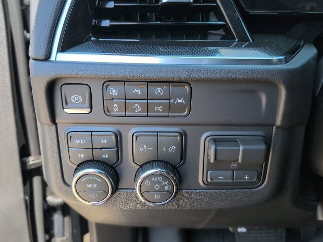 New 2026 Chevrolet Suburban RST w/ RST Capability Package image 21