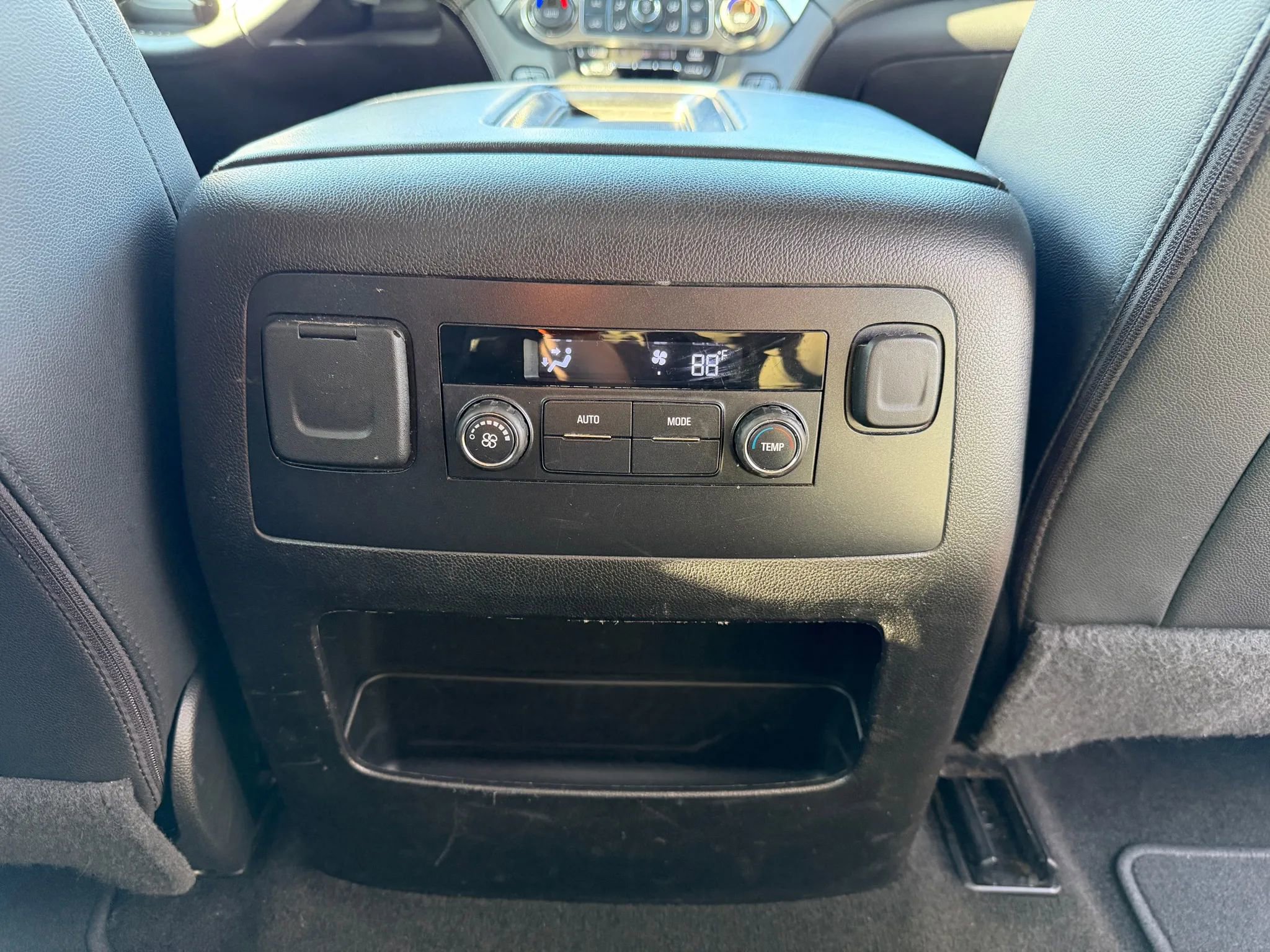 Used 2018 Chevrolet Tahoe LT image 52
